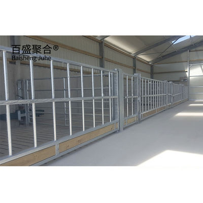 Kaydırma Kapısı ve Rol Kapısı Tasarımı Q345 Metal Çerçeve Sığır/Sığır Çiftliği için Keçi/Koyun Evi