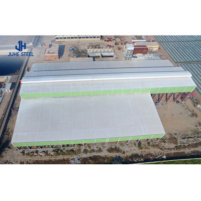 Sandviç paneli toleransı ± 1% Standart AiSi ile prefabrik çelik yapı atölyesi