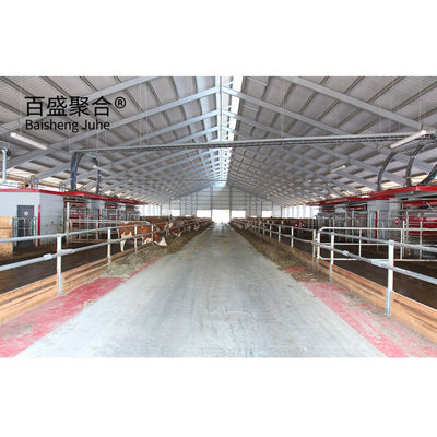 ISO9001 2008/CE/BV Sertifikalı hafif çelik yapı çerçevesine sahip prefabrik inek ahırı