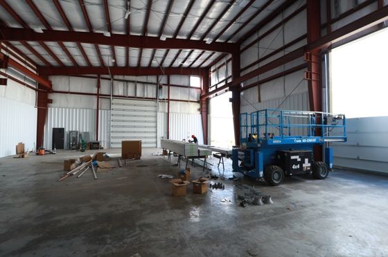 Çelik yapısı köprü prefabrik atölyesi kapı için depo