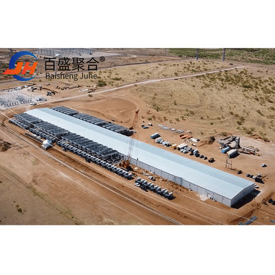 Çelik Yapı Atölyesi Uzun Uzaylı Çatı Çubukları ve Galvanizli Çerçeve ile Özel Çadır