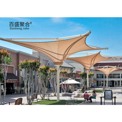 Güneş Gölgesi Tensile Membran Mimarisi 400/350N/5CM Yıkım Gücü