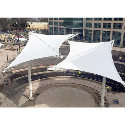 800-1300GSM PVC kaplı kumaş Mimarlık Membranı Çekici Membran Gölge Yapıları