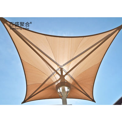 800-1300GSM PVC kaplı kumaş Mimarlık Membranı Çekici Membran Gölge Yapıları