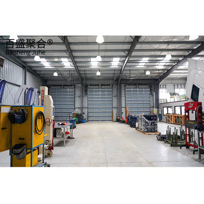 Ağır Görevli Prefab Metal Taşınabilir Çelik Carports Kaydırma Kapısı ile