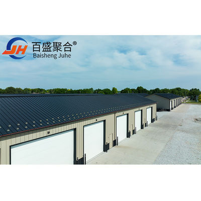 Q235B / Q345B Dalgalanmış metal tabakası metal kulübe dalgalanmış çelik binalar otopark
